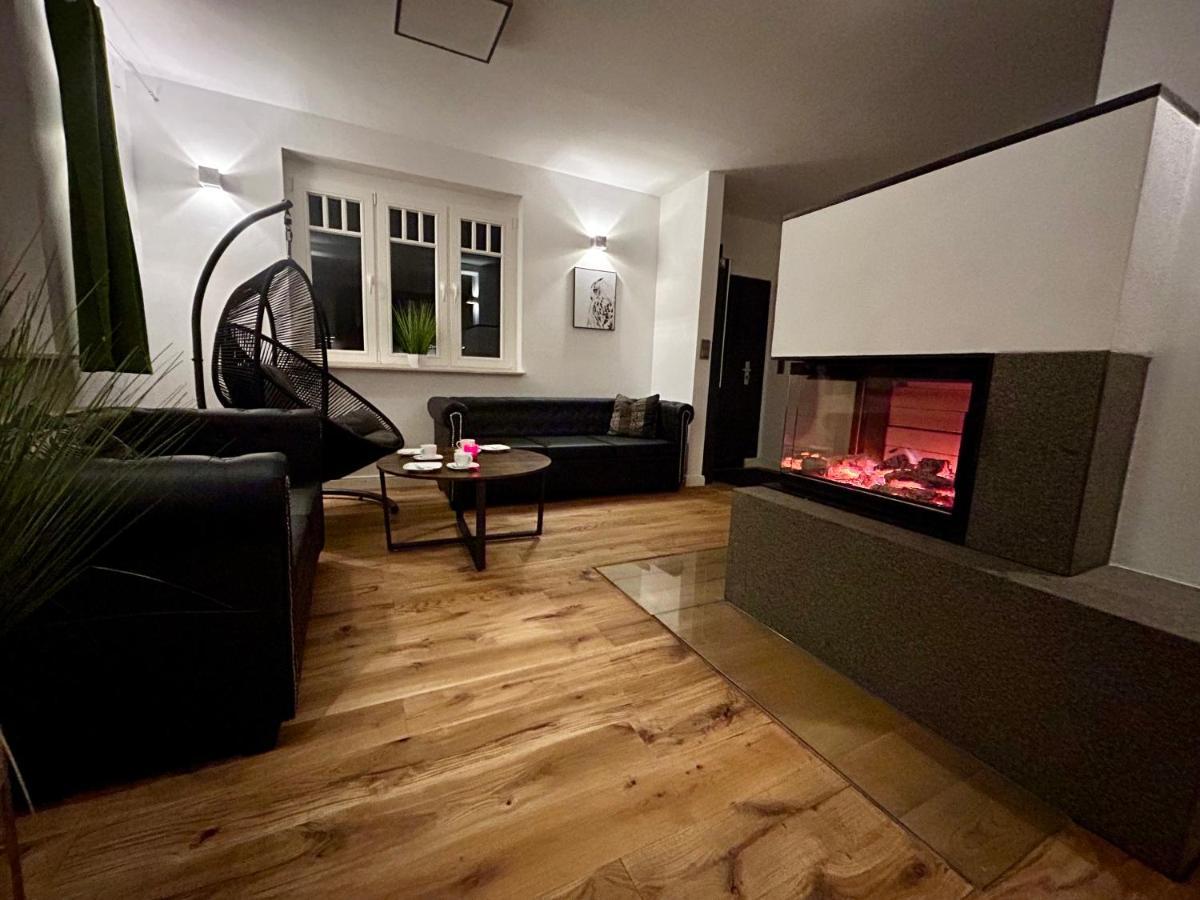 Ferienhaus Im Gruenen Mit Kamin Oranienburg Luaran gambar