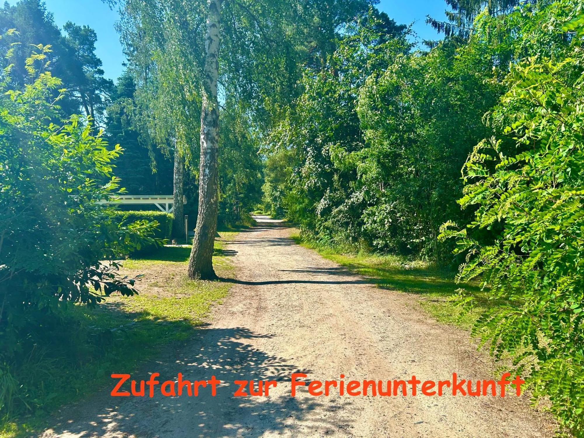 Ferienhaus Im Gruenen Mit Kamin Oranienburg Luaran gambar